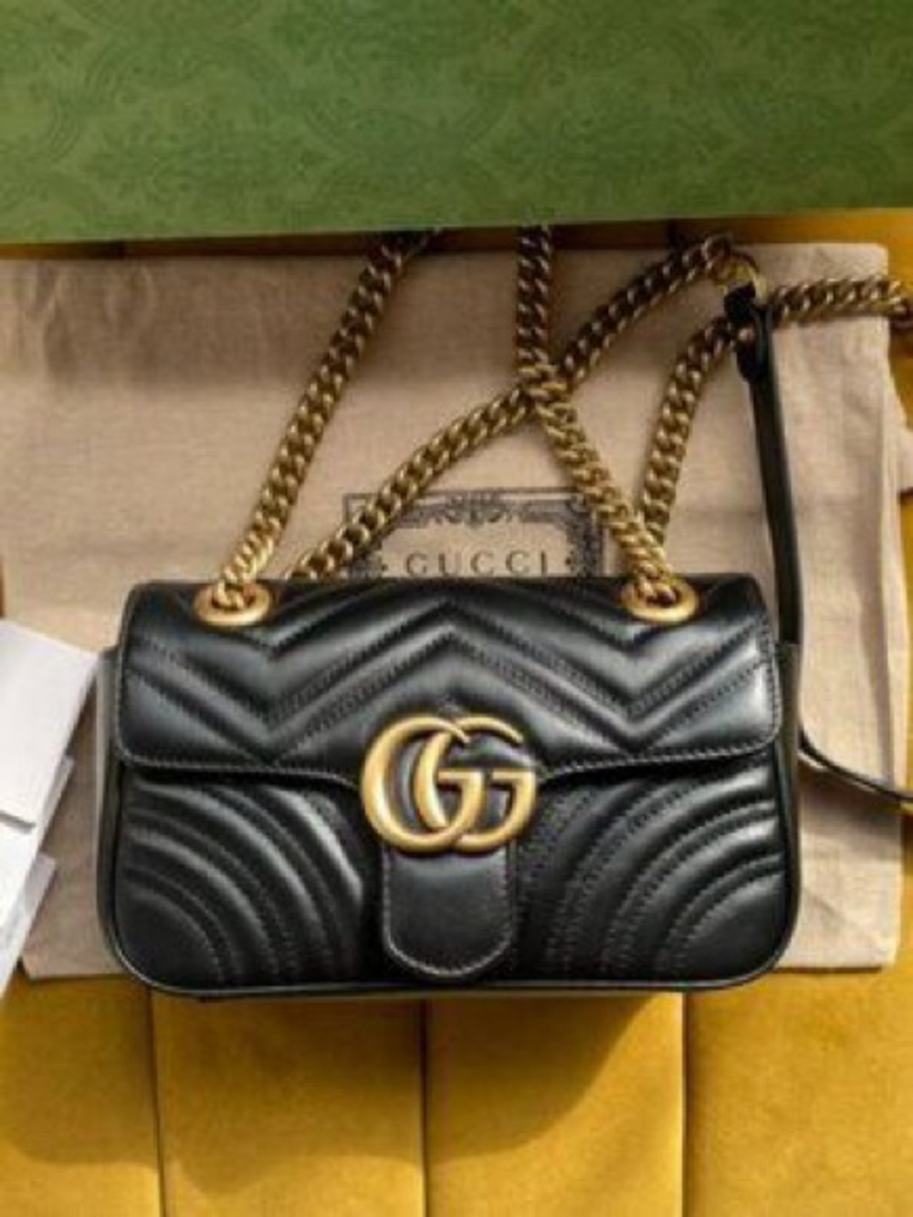 GUCCI Black Leather GG Marmont Shoulder Bag